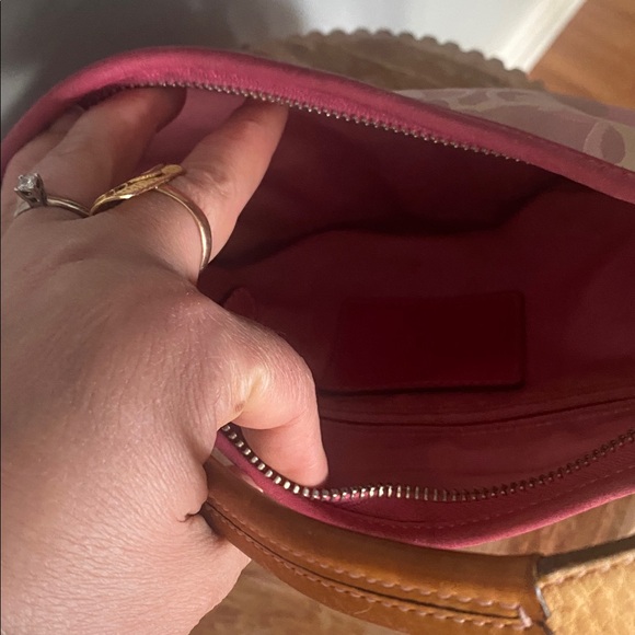 🌸🤎Y2K Coach small Optic Pink Soho Hobo purse🤎🌸 - Picture 12 of 15